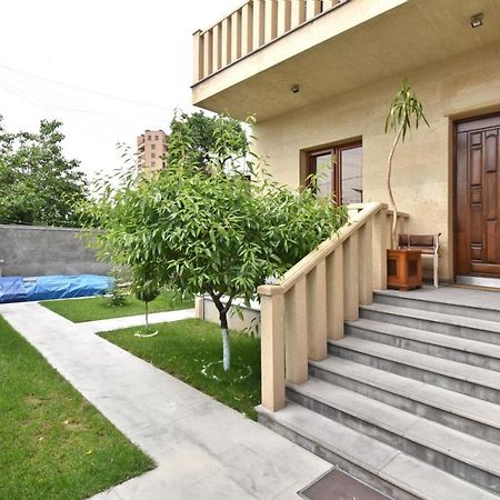 Homestay At City Center يريفان المظهر الخارجي الصورة
