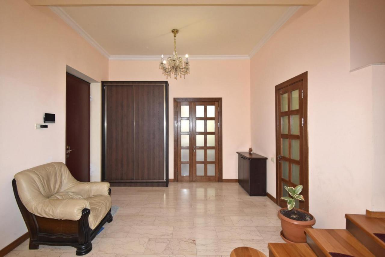 Homestay At City Center يريفان المظهر الخارجي الصورة