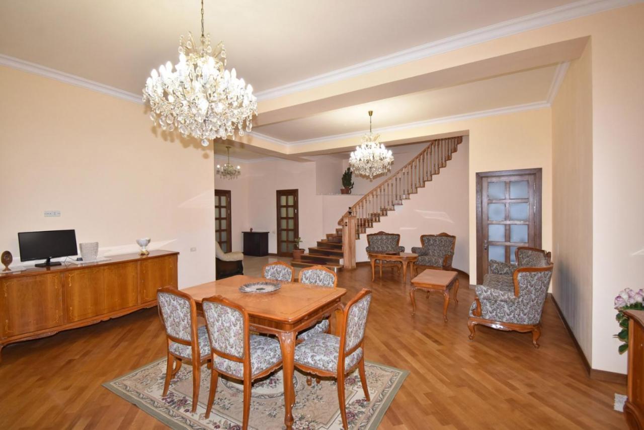 Homestay At City Center يريفان المظهر الخارجي الصورة
